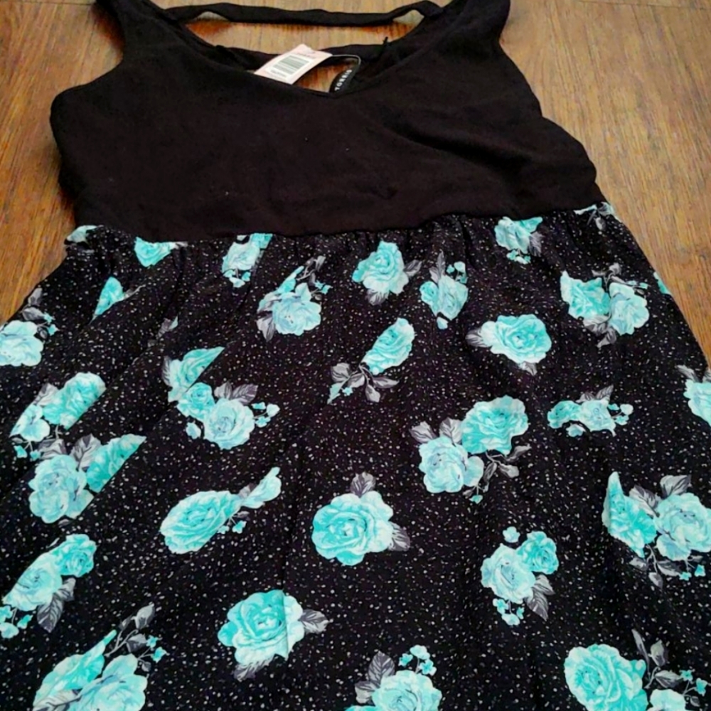 Brand new with tags torrid dress size 1